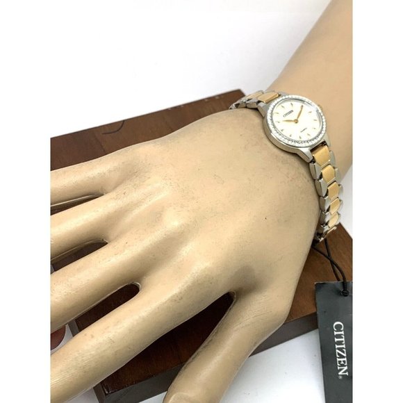 Citizen Women's Watch EZ7016-50D Quartz Mother of Pearl Dial Petite 24mm… - Picture 4 of 13